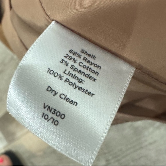 Talbots brown NWT pleated front skirt ❤️ - Picture 7 of 8